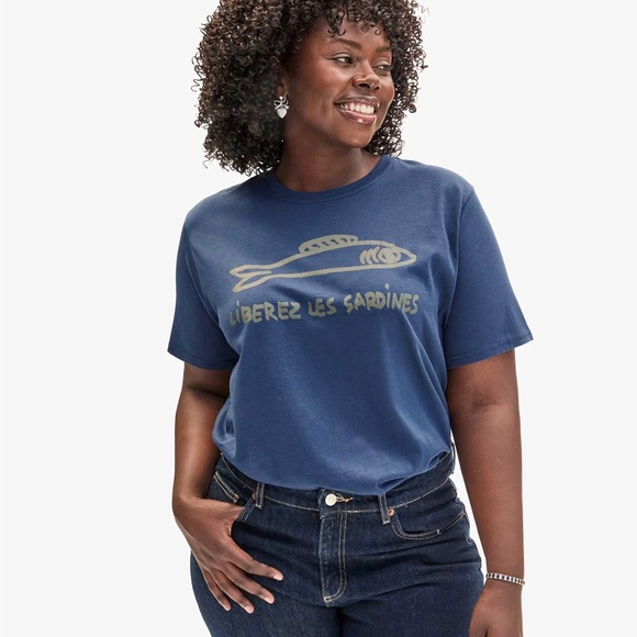 Clare V Navy Original Tee w/Army Green graphic | Size XXL | EUC - Picture 9 of 10